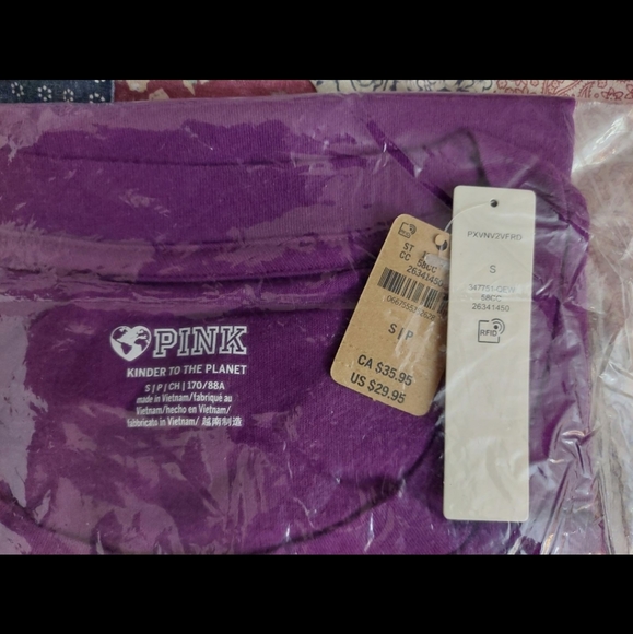 NEW VICTORIA'S SECRET PINK LOGO CAMPUS SHORT SLEEVE TEE SHIRT - Picture 8 of 9